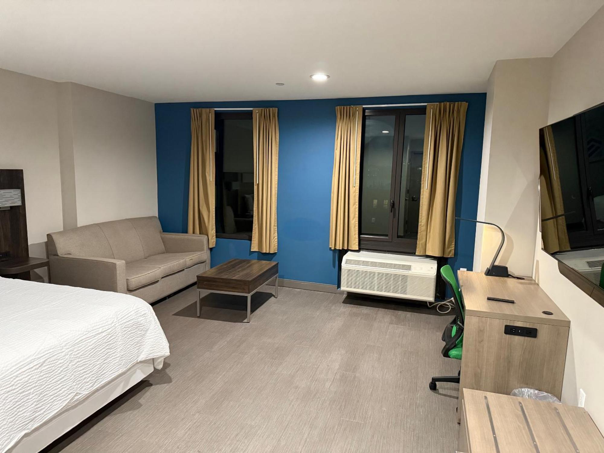 Holiday Inn Express & Suites New York Eksteriør billede