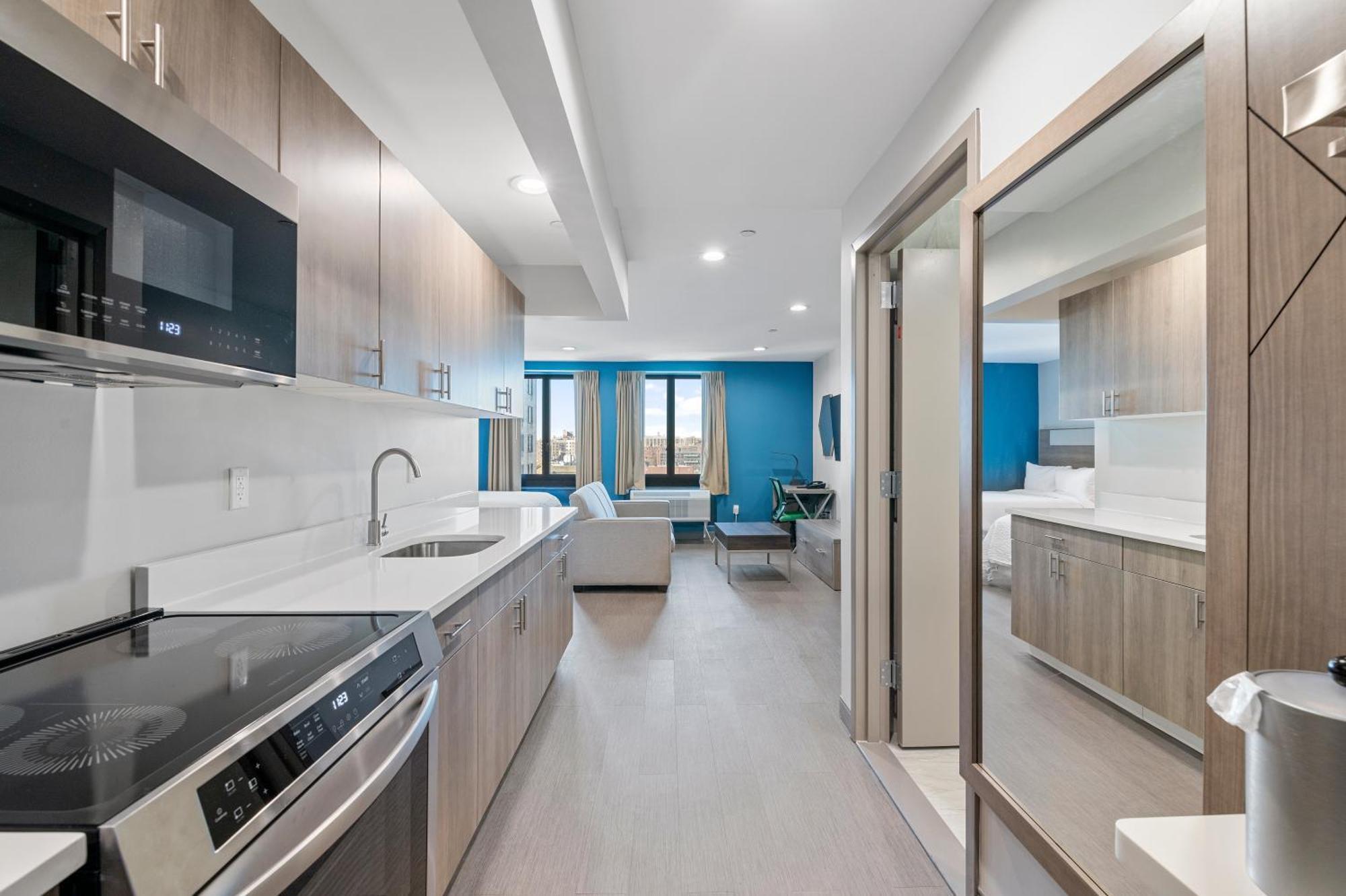 Holiday Inn Express & Suites New York Eksteriør billede
