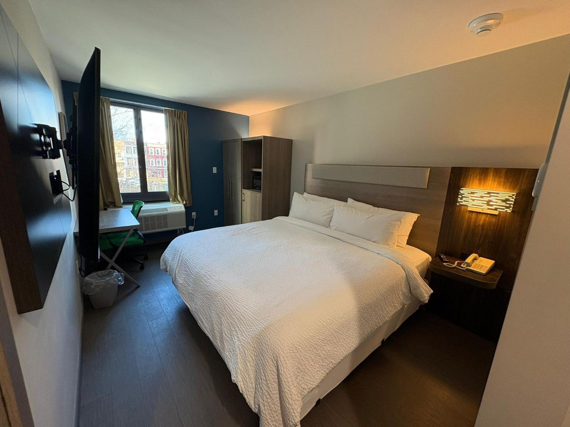 Holiday Inn Express & Suites New York Eksteriør billede