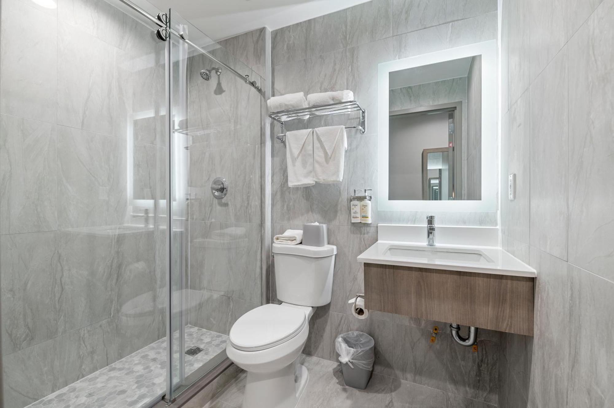 Holiday Inn Express & Suites New York Eksteriør billede