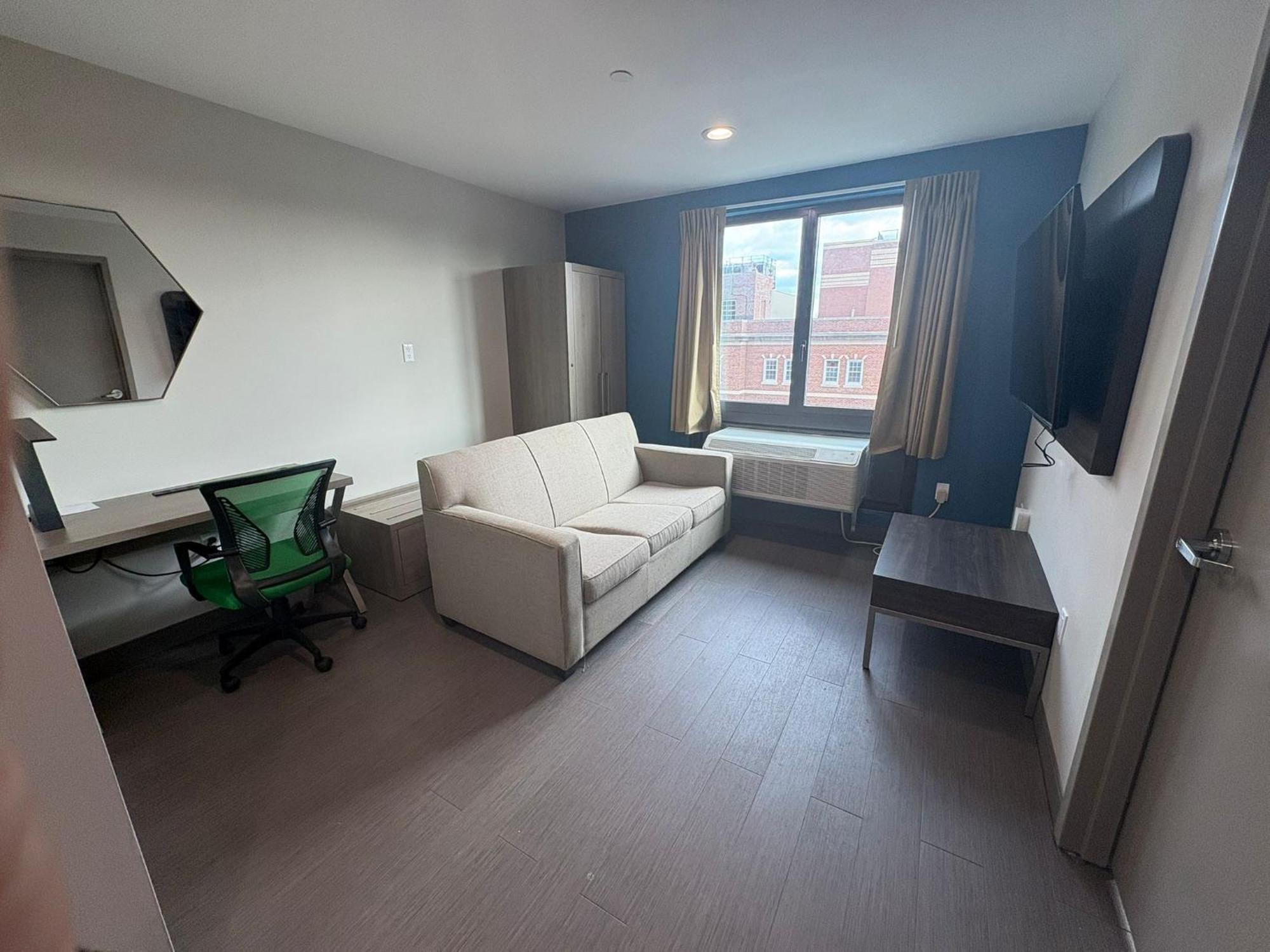 Holiday Inn Express & Suites New York Eksteriør billede